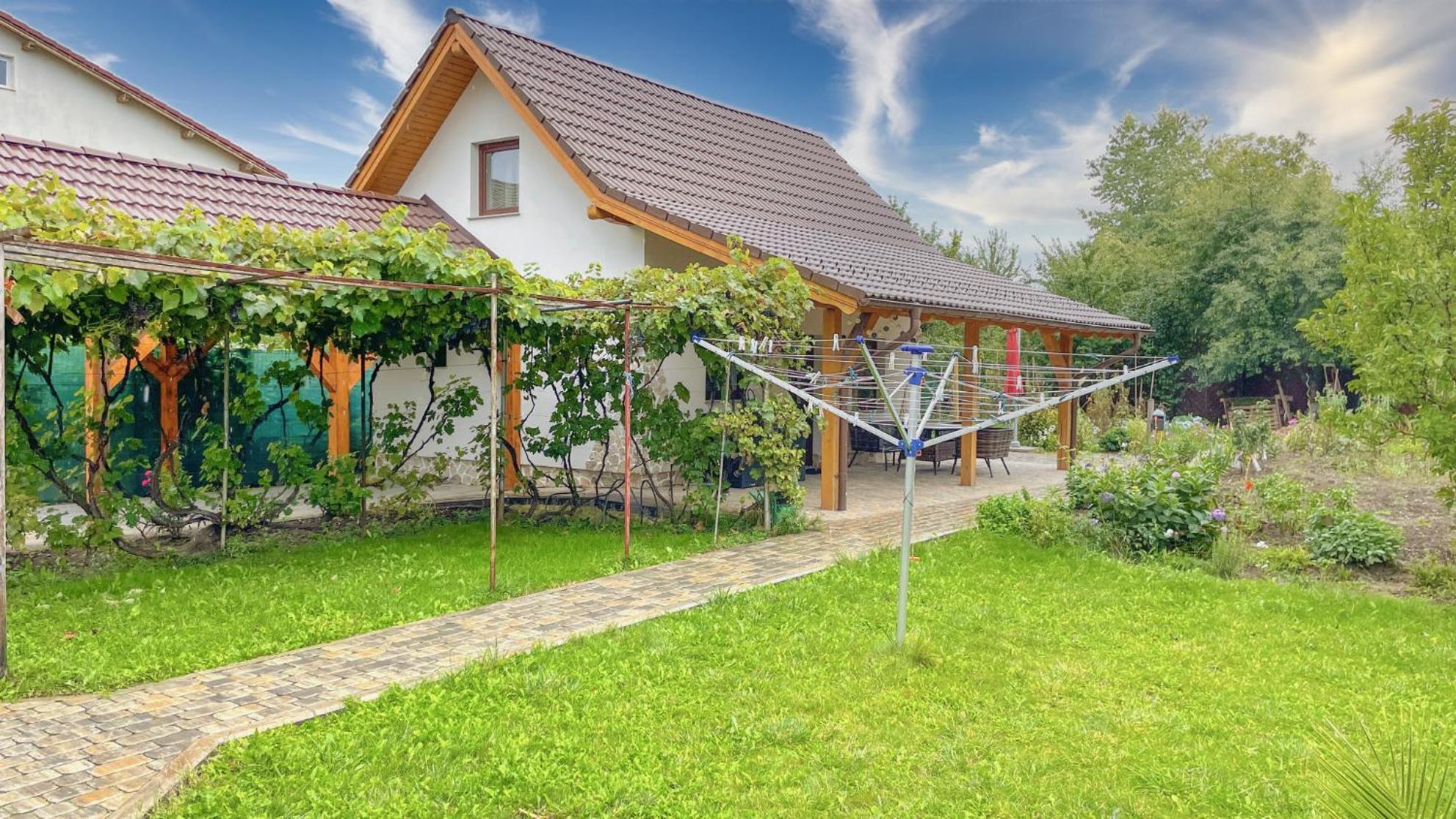 Vilux With Indoor Private Parking Apartment Brasov Exterior photo